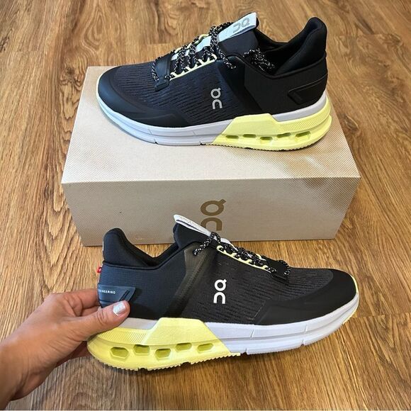 ON CLOUDNOVA FLUX black running athletic training lace up shoes sneakers womens - Picture 8 of 8